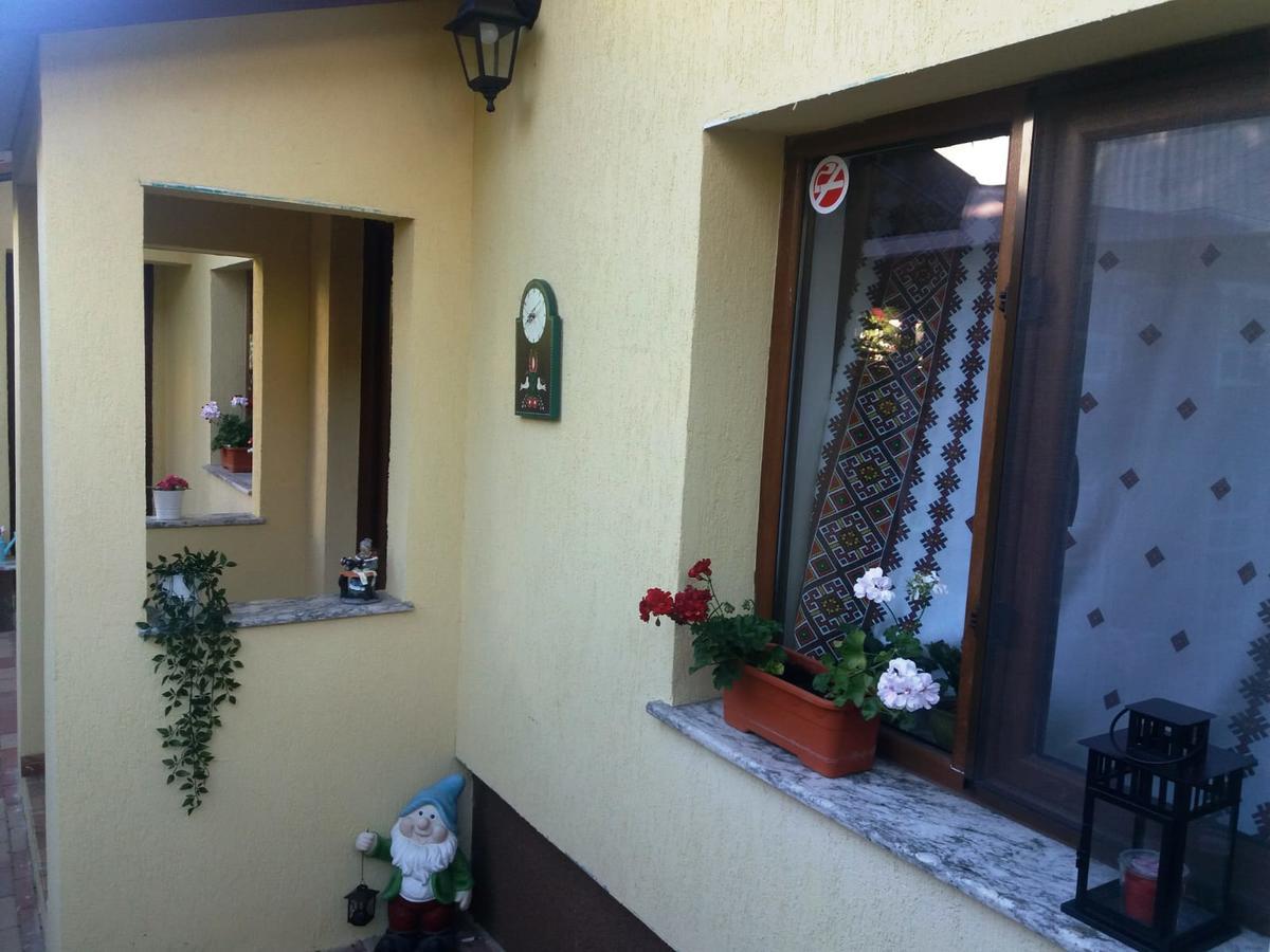 Casuta Bunicilor Villa Bukarest Eksteriør billede